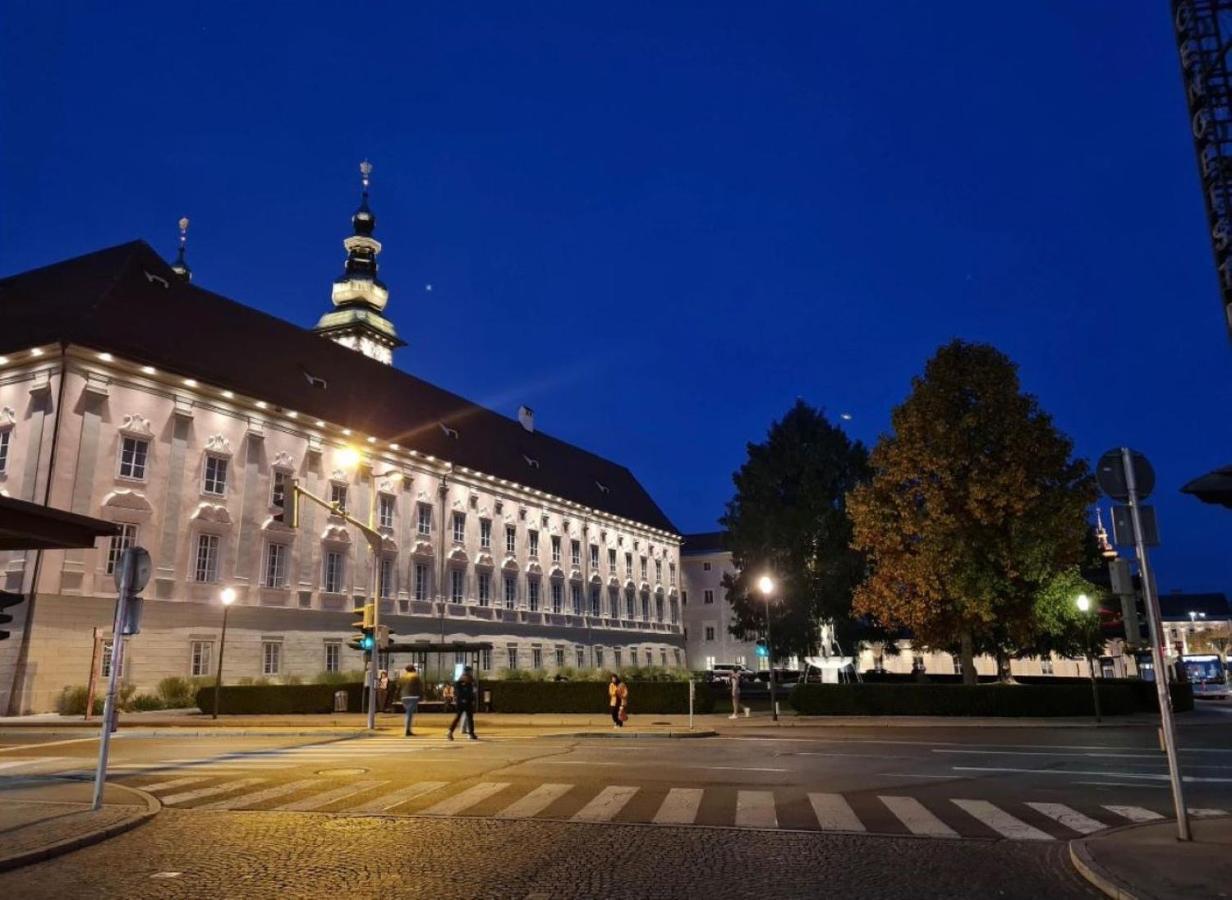 Zwischen See & Zentrum / Messe. Arbeitsplatz, Tg Klagenfurt am Woerthersee Kültér fotó